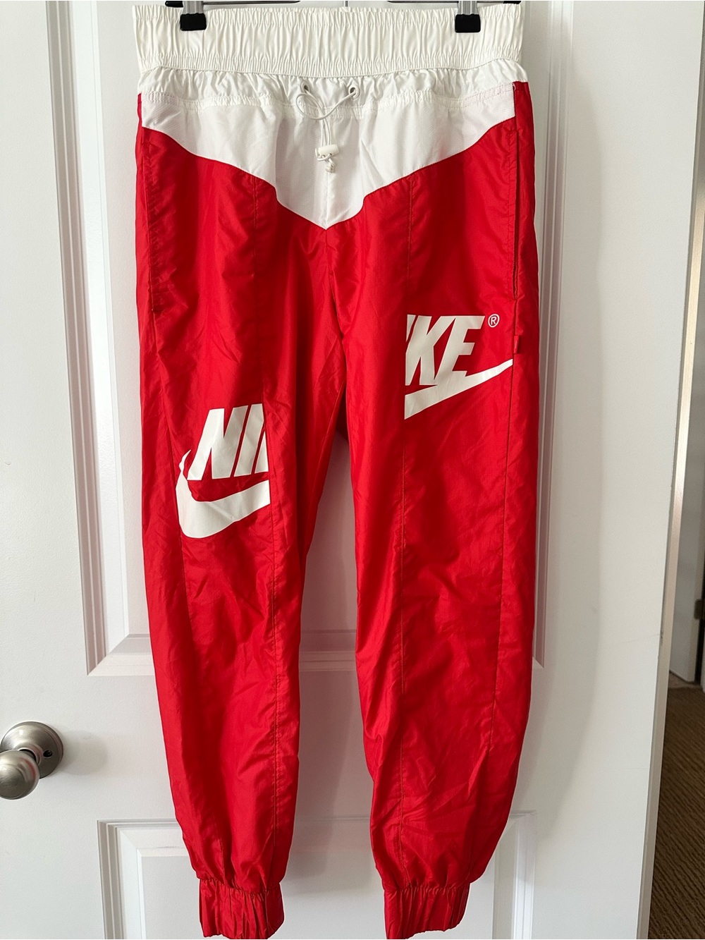 Nike Windrunner Track Pants Women XS University Red White Joggers AJ2976-657